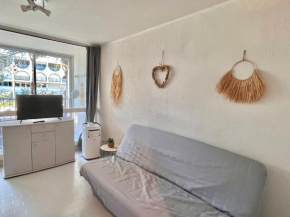 Studio Cabine avec Parking Privatif, Climatisation et TV à La Grande-Motte - FR-1-716-21